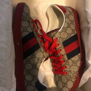 Gucci sneakers